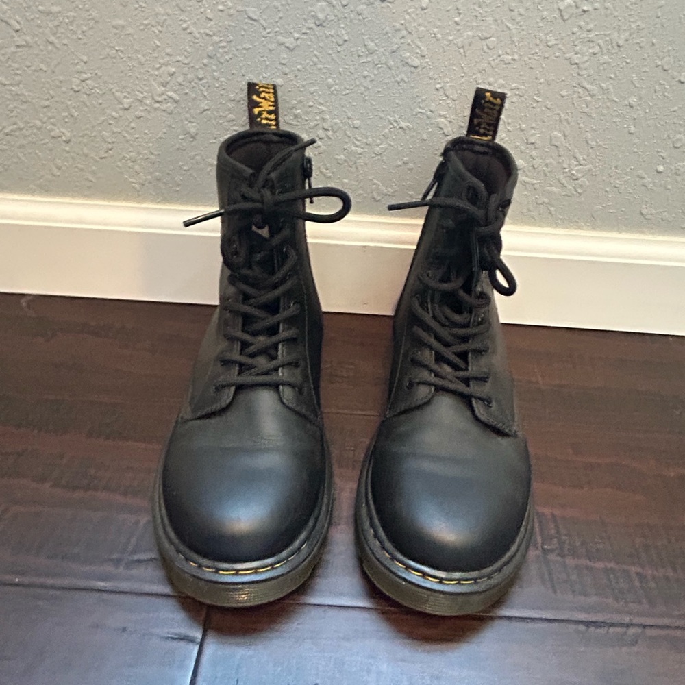 Dr. Martens Black Leather Girls size 4